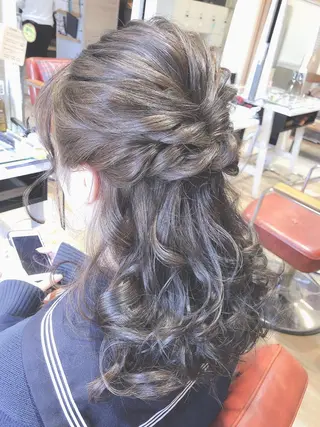 ヘアアレンジ あき えいみのヘアスタイル