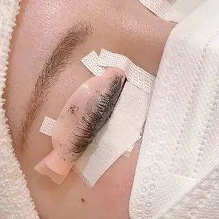 マツエク・マツパ aveuglant 加藤久佳の眉毛・アイブロウイメージ