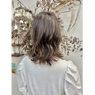 ショート カラー 縮毛矯正/髪質改善 白髪ぼかし/裕香のヘアスタイル