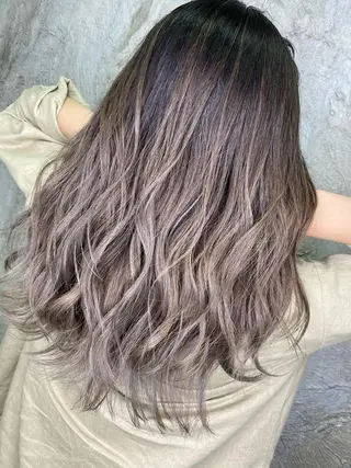セミロング カラー 寺門 拓馬のヘアスタイル