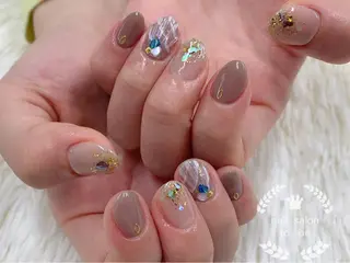 ネイル Nail Salon To Beのネイルデザイン