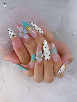 ネイル Sora nail 長さ出し専門店のネイルデザイン