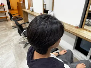 パーマ ✨波巻き／気流れ✨ パーマ専門ひびき💥のヘアスタイル