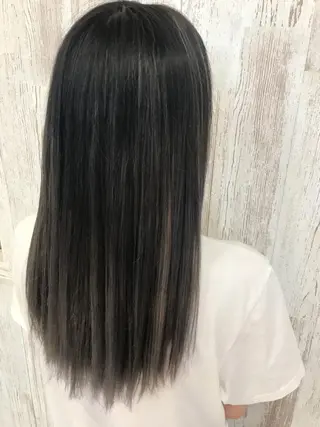 ロング カラー Oopsレイヤー 加藤澄都のヘアスタイル