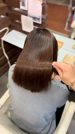 ロング LiL しおんのヘアスタイル