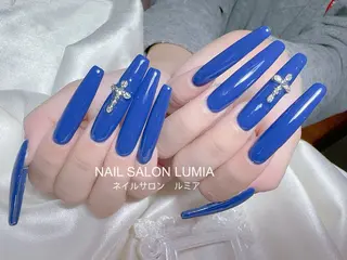 ネイル ネイルサロン ルミア Lumia 店長施術のネイルデザイン