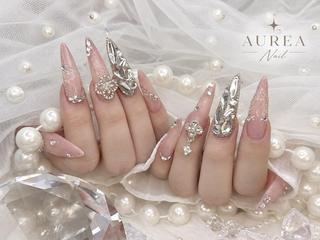ネイル H-nail ロング/3D/Y2Kのネイルデザイン