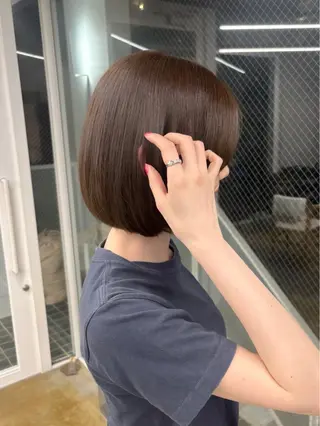 ミディアム 𝐀𝐦𝐞𝐫𝐢 /透明感カラーのヘアスタイル