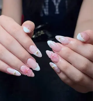 ネイル Iconic Nailのネイルデザイン