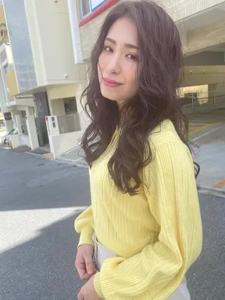 ミディアム カラー grand juteのヘアスタイル