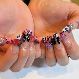 ネイル ayumi‪‪❤︎‬ Betty Nailのネイルデザイン