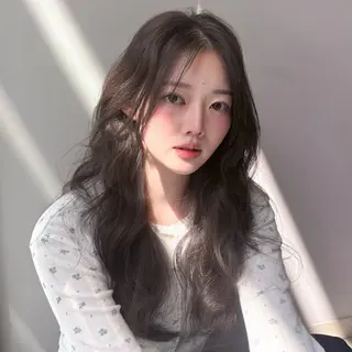 ロング Unami 吉祥寺 Mayukiのヘアスタイル