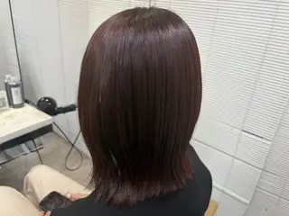 ミディアム ミルクティーカラー/ レイヤーカットAyaのヘアスタイル