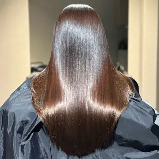 ロング パーマ 髪質改善Ⅰ透明感 艶カラーⅠたつやのヘアスタイル
