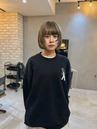 ショート カラー Basis 田口豪司のヘアスタイル