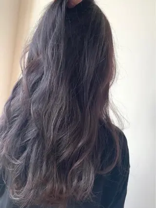 ロング カラー 福田 美波のヘアスタイル