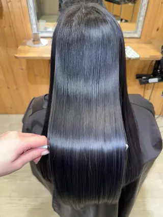 ロング ハイトーン belle ナホのヘアスタイル