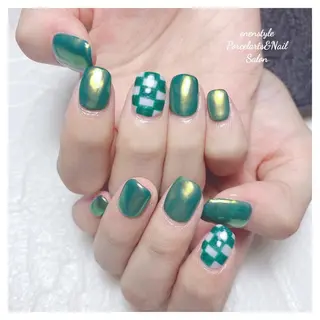 ミディアム ネイル 🐾enen style 🐾のネイルデザイン