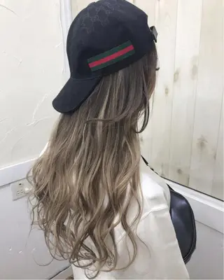 ロング Loob.TOKYO MIYA🌈のヘアスタイル