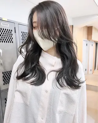 ロング カラー 樫原裕二/似合わせ カット/透明感カラーのヘアスタイル
