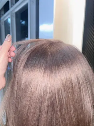 ロング カラー kosoraレイヤー ハイトーン/デザインのヘアスタイル