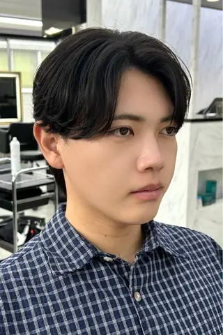 ショート カラー メンズ メンズスタイリスト 前田雄輝のヘアスタイル