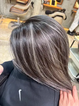 カラー TSUBASA 🪽のヘアスタイル