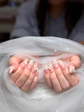 ネイル Cloudy Chan Nailのネイルデザイン