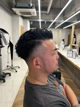 ショート パーマ メンズ 🏅メンズ特化 ヤマクラ タイキのヘアスタイル