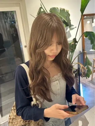 ロング カラー HANAME 原宿美容室のヘアスタイル