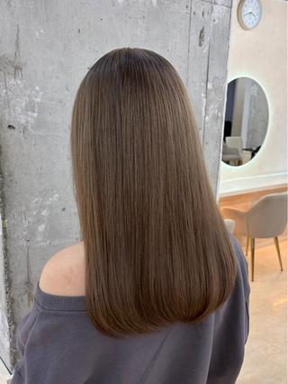 ロング カラー 倉澤 愛理のヘアスタイル