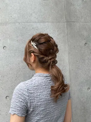 ロング ヘアアレンジ コテ巻きパーマ💙 シノヤユイのヘアスタイル