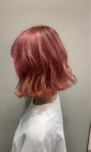 ショート カラー 浦野 剛志のヘアスタイル