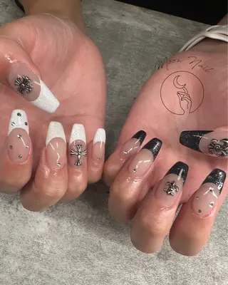 ネイル Moon Nail /栄 大須のネイルデザイン