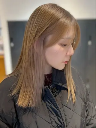 セミロング カラー 🎨艶感ニュアンス カラー🐬櫻井海星のヘアスタイル