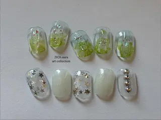 ネイル .aura Kanamiのネイルデザイン