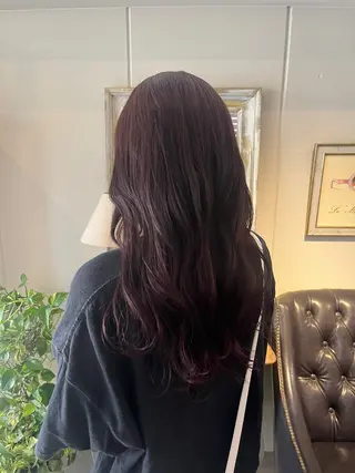 カラー イイダ ヒナのヘアスタイル