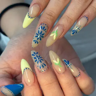 ネイル ミチ💖下北沢 icebbleuのネイルデザイン