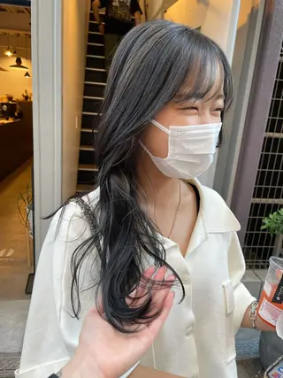 ロング カラー やまさきえりこ ニュアンスパーマのヘアスタイル