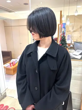 ショート morio コトミのヘアスタイル