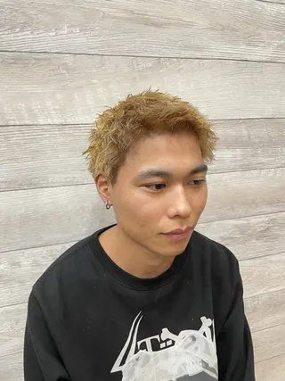 メンズ フェードパーマ 新倉幸之助のヘアスタイル