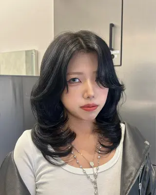 ロング 海外/大人レイヤー 🇺🇸TOMONAのヘアスタイル