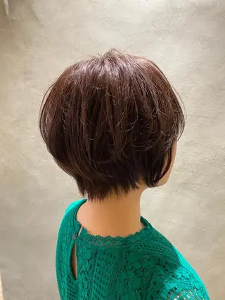 ショート ベージュカラー🧸 伊藤なつみのヘアスタイル