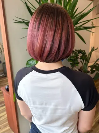ショート カラー タム 河原町のヘアスタイル