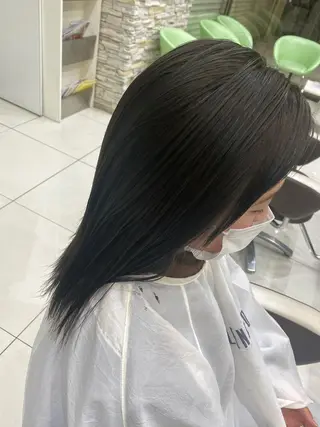 セミロング カラー Reverieアリオ /矢部世成のヘアスタイル