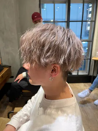 ショート カラー メンズ 波巻きスパイラルパー マ/シャドウパーマ駿のヘアスタイル