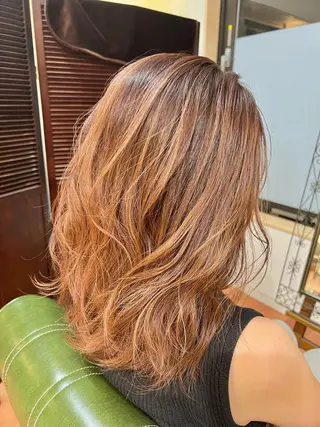 セミロング カラー 石井 佑樹のヘアスタイル