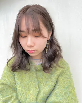 カラー 縮毛矯正/ レイヤー/ミディアムのヘアスタイル