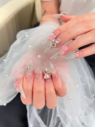 ネイル Eli Muse 新宿ネイルのネイルデザイン
