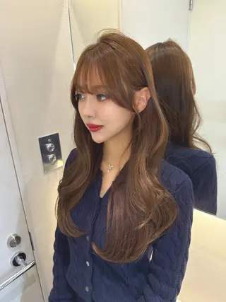 ロング カラー shion 透明感カラーのヘアスタイル